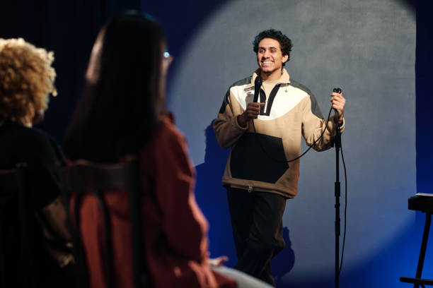 voz-de-presentador-en-evento-en-vivo